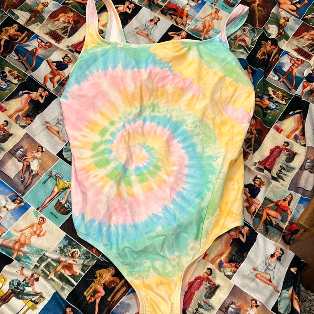 Stoney Clover Target Swim